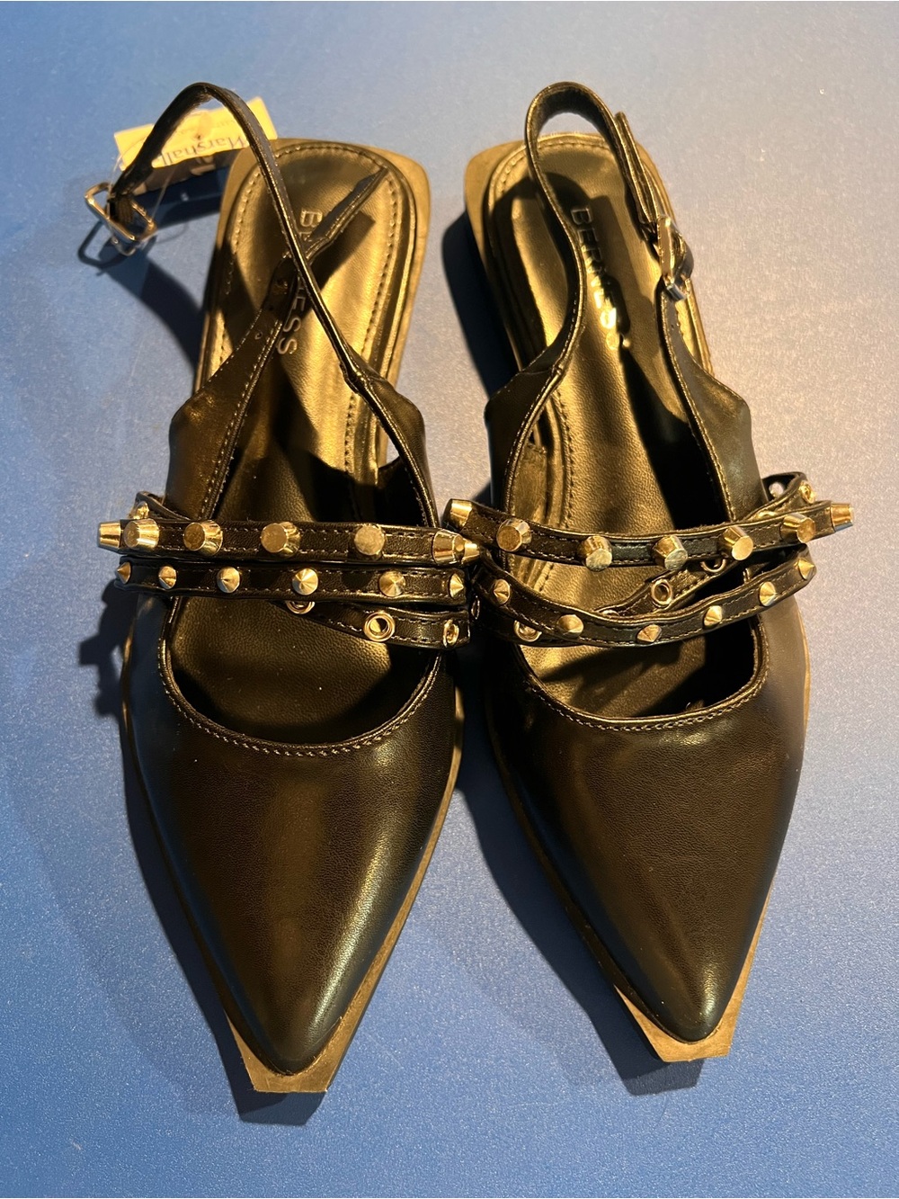 Berness Womens Size 5.5 Pointed Studded Slingback Flats